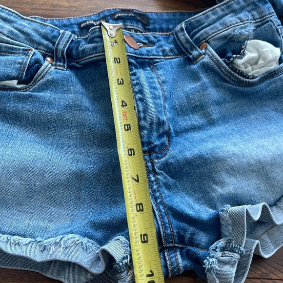See Thru Soul 2 blue denim jean high rise boyfriend shorts sz 26 distressed raw - Picture 12 of 16